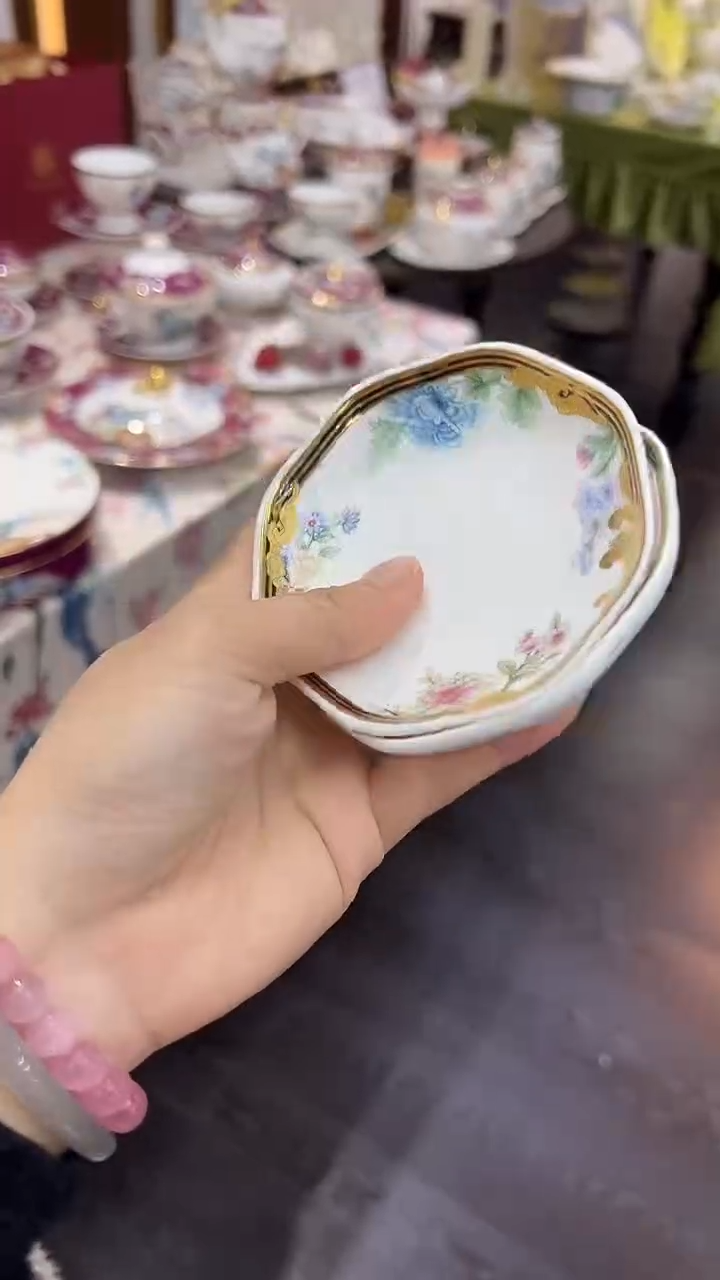 36%以上骨粉骨瓷3英寸如意碟