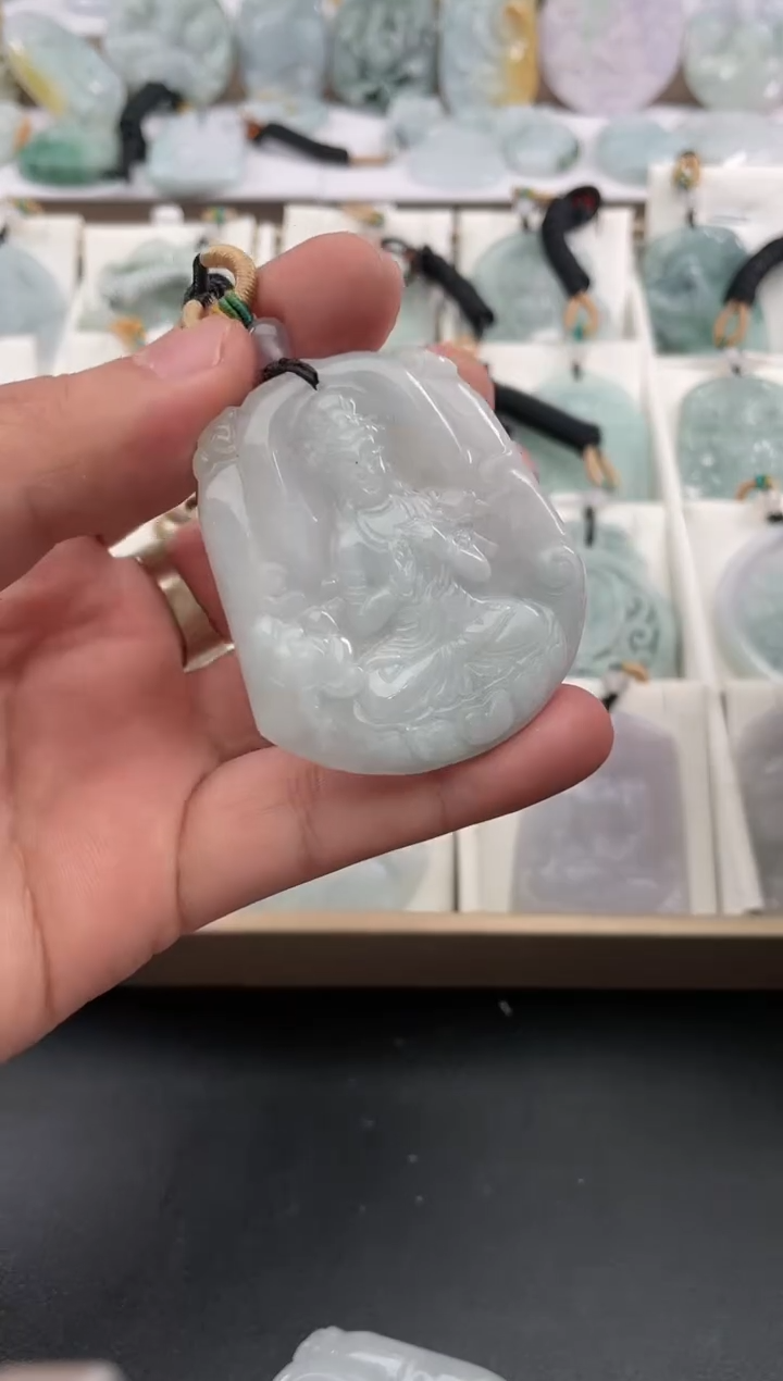 颈饰未镶嵌翡翠25/12/29/.135