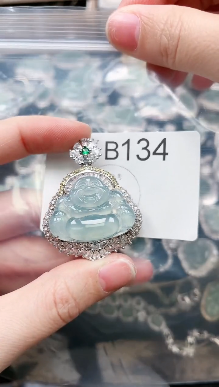 【闪购商品】翡翠颈饰未镶嵌134赠皮绳