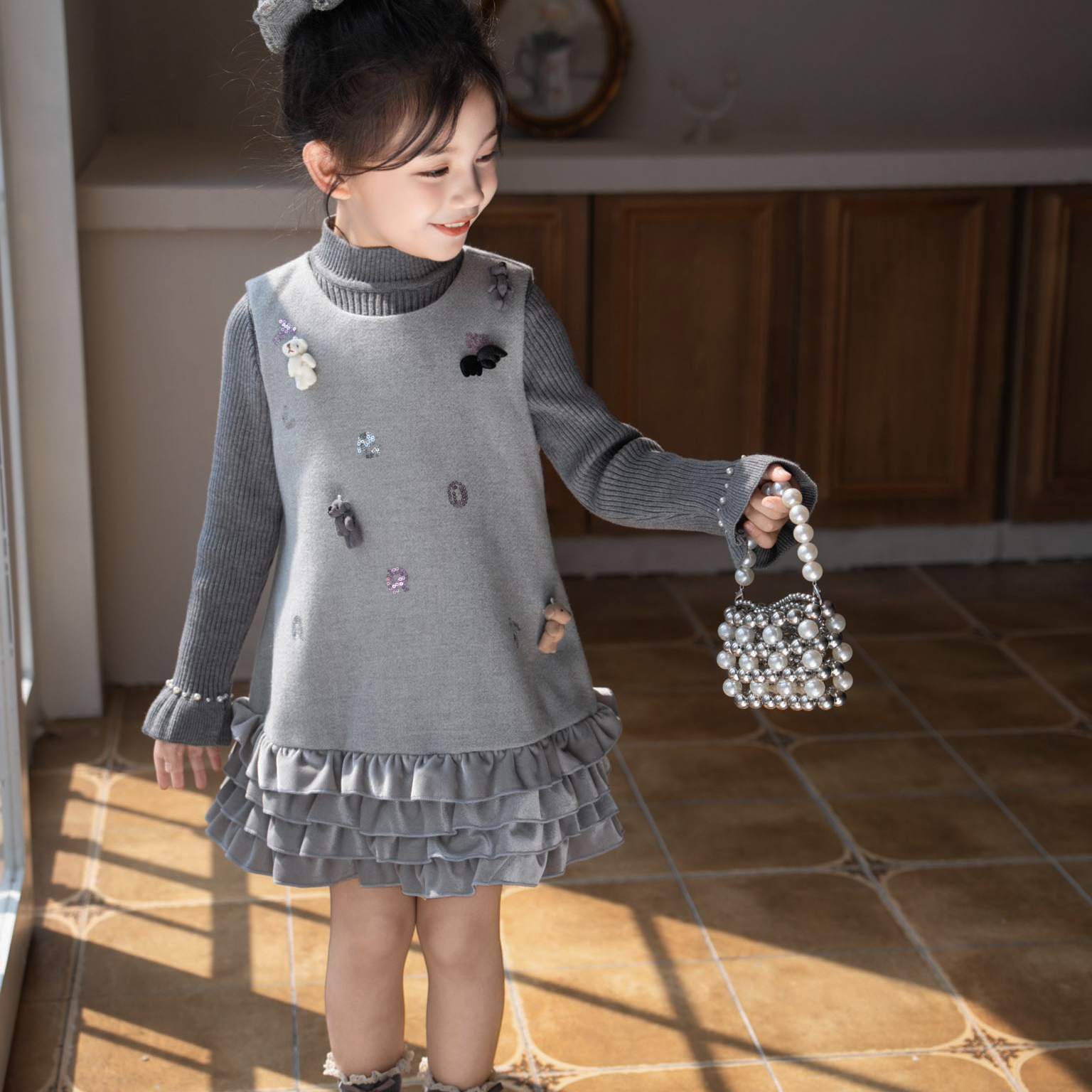 三个熊背心裙秋款小女孩