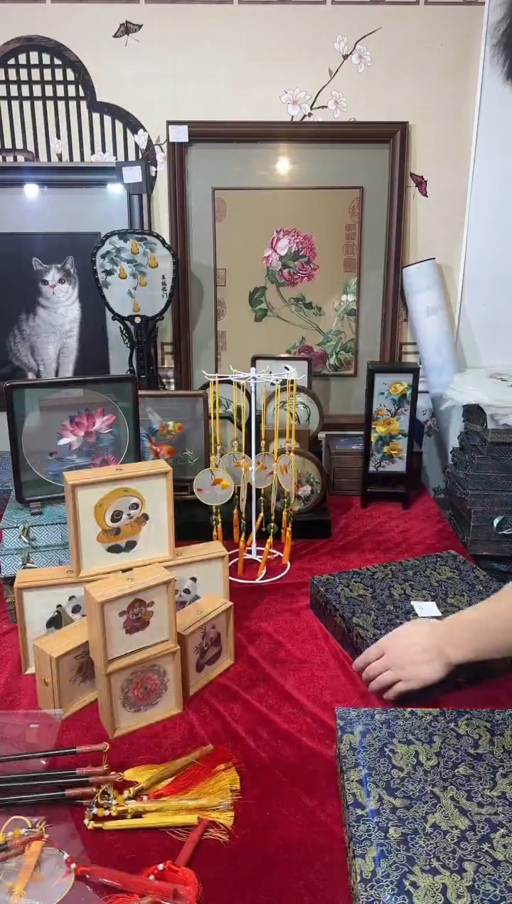 织绣精品苏绣手工刺绣，成品摆件6