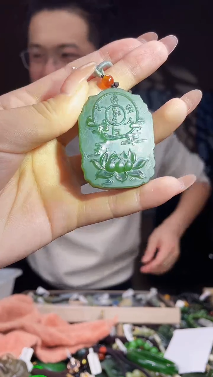 【闪购商品】和田玉颈饰未镶嵌拍一发一