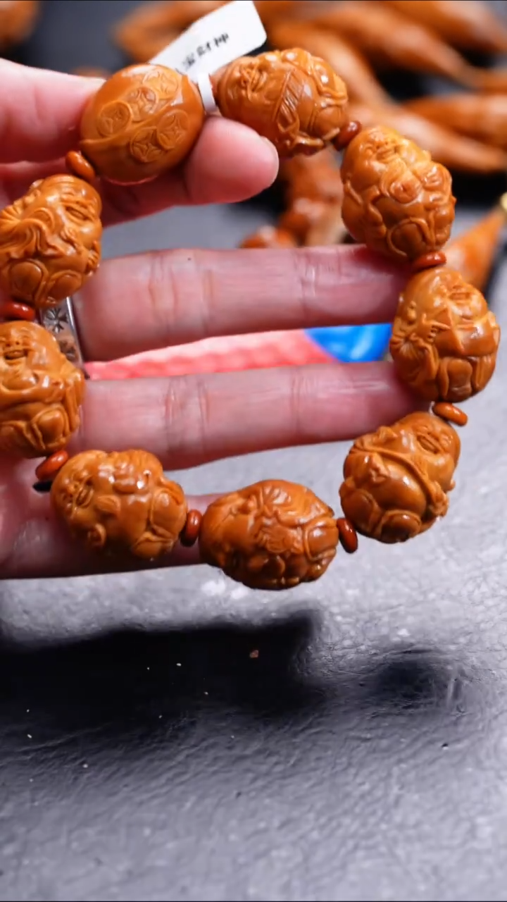 【闪购商品】橄榄核吊坠橄榄核