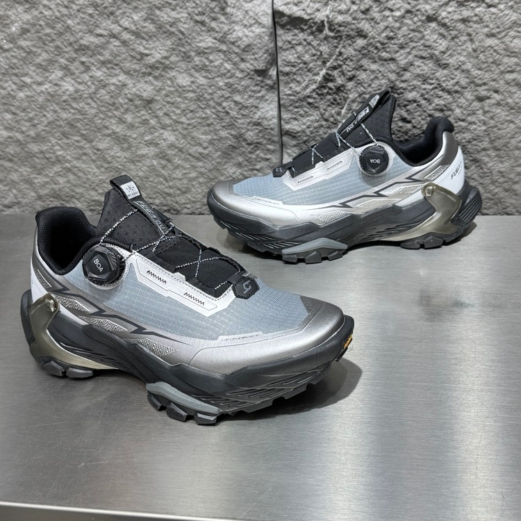 2025男鞋冬季新款防滑防水厚底增高户外登山跑步运动鞋爆款老爹鞋