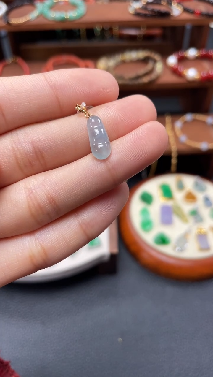 【闪购商品】翡翠吊坠(不含链)18K金镶嵌一个  JK259