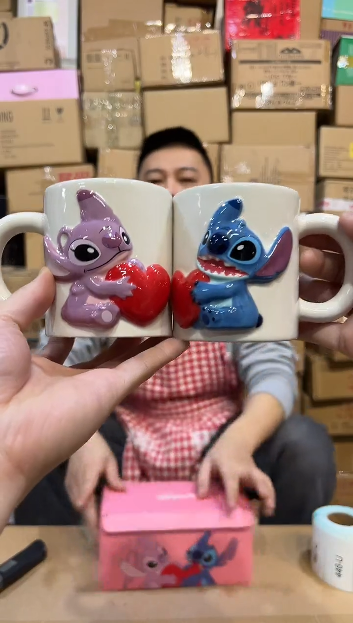 【闪购商品】杯原盒史迪仔安琪浮雕爱心对杯
