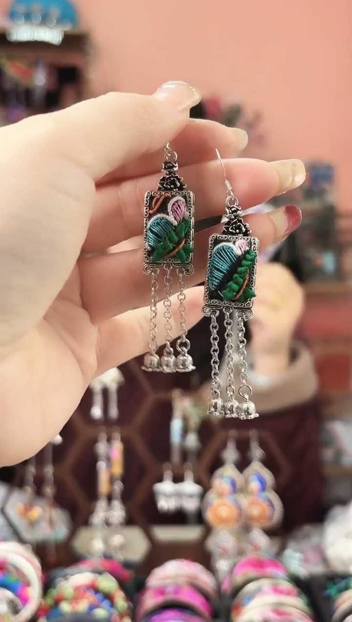 艺枝独绣手工饰品125