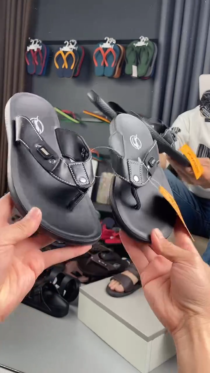 PU-编号19-断码拖鞋（适合运动鞋38码）