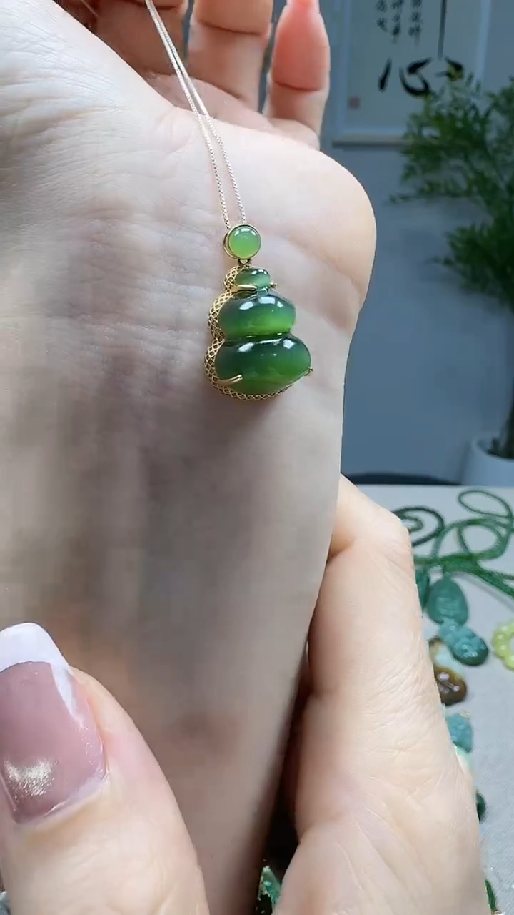 吊坠(不含链)18K金镶嵌和田玉1