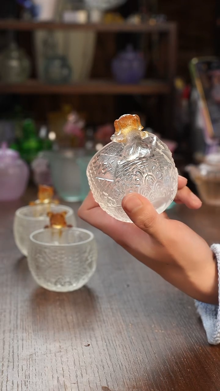 闪购闪购生肖杯狗