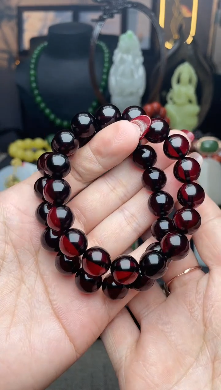 【闪购商品】血珀手链未镶嵌m041手串 多样性发其一