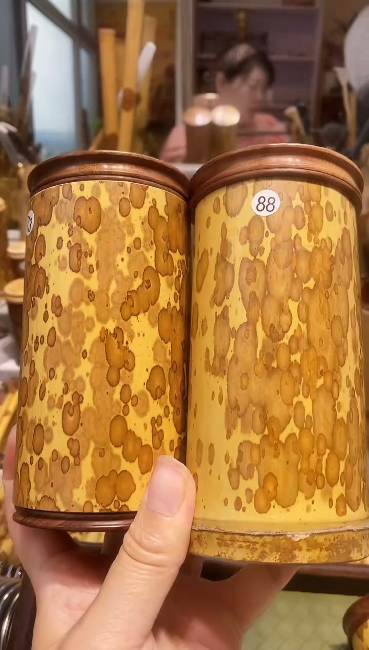 F**R梅妃竹精品大茶叶罐两个