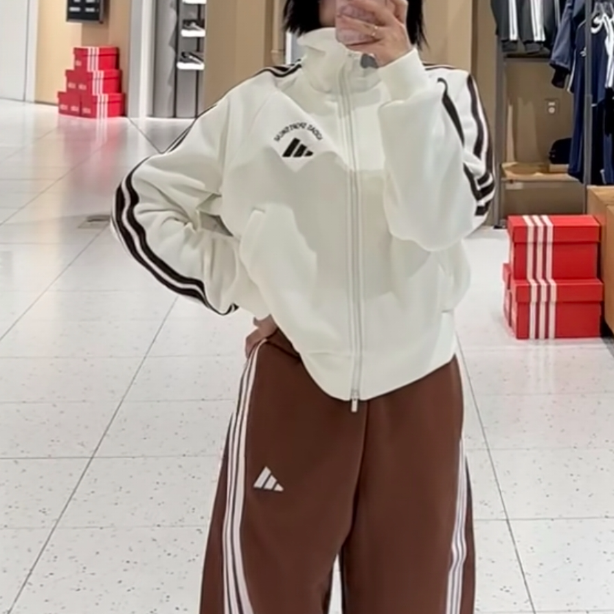 Adidas阿迪达斯 时尚百搭保暖运动休闲立领抓绒夹克外套KC0036