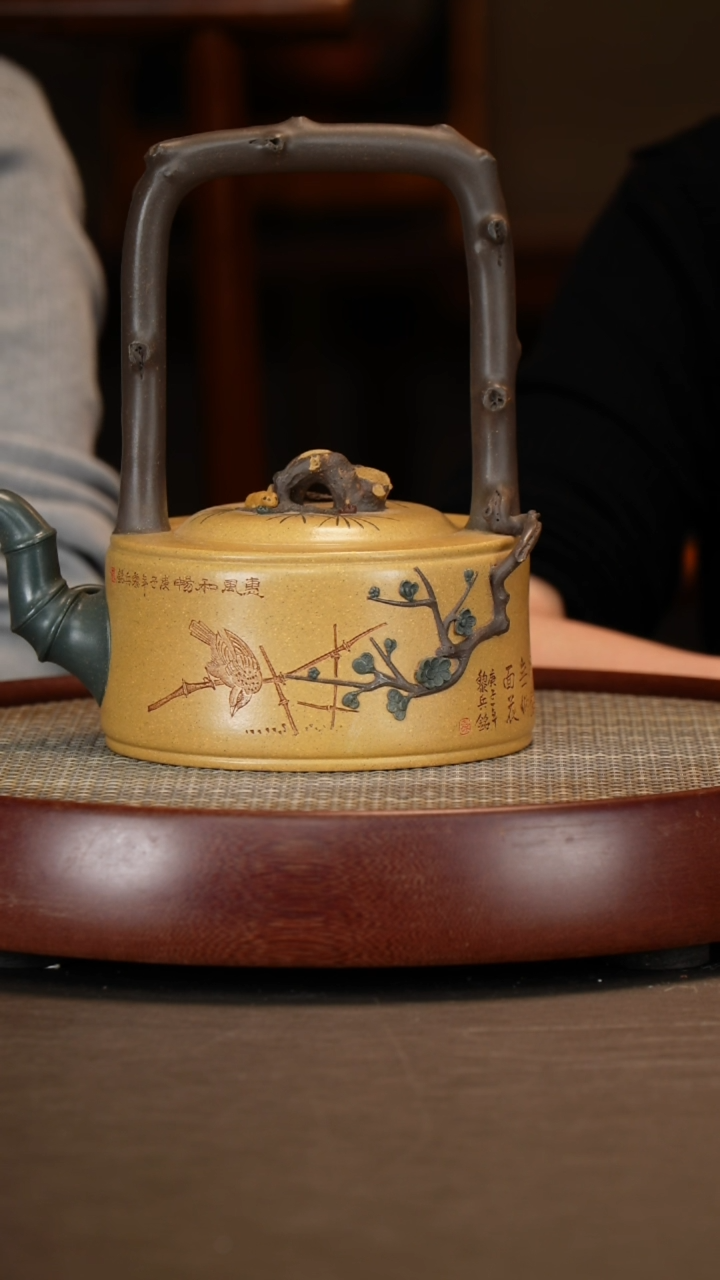 【闪购商品】紫砂茶壶岁寒三友提梁650c+松鼠葡萄杯+墨宝