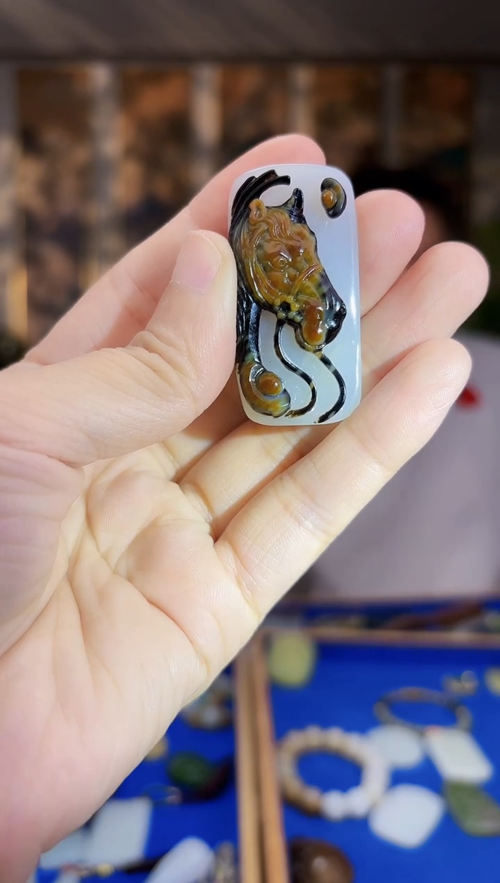 未镶嵌和田玉挂件拍一发一