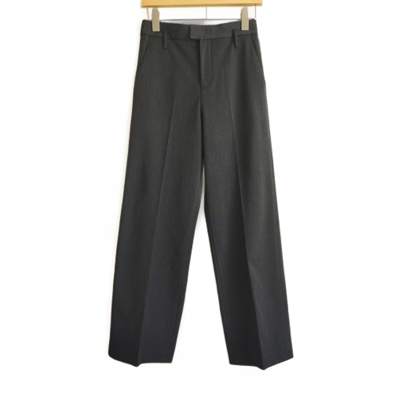 灰色直筒加绒西装裤