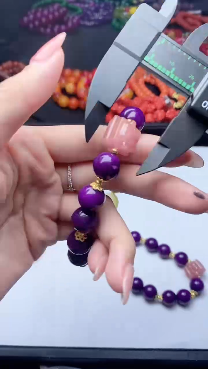 未镶嵌苏纪石（舒俱来）颈饰27