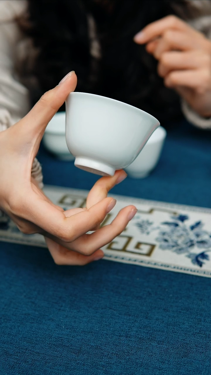 【闪购商品】白瓷新华杯