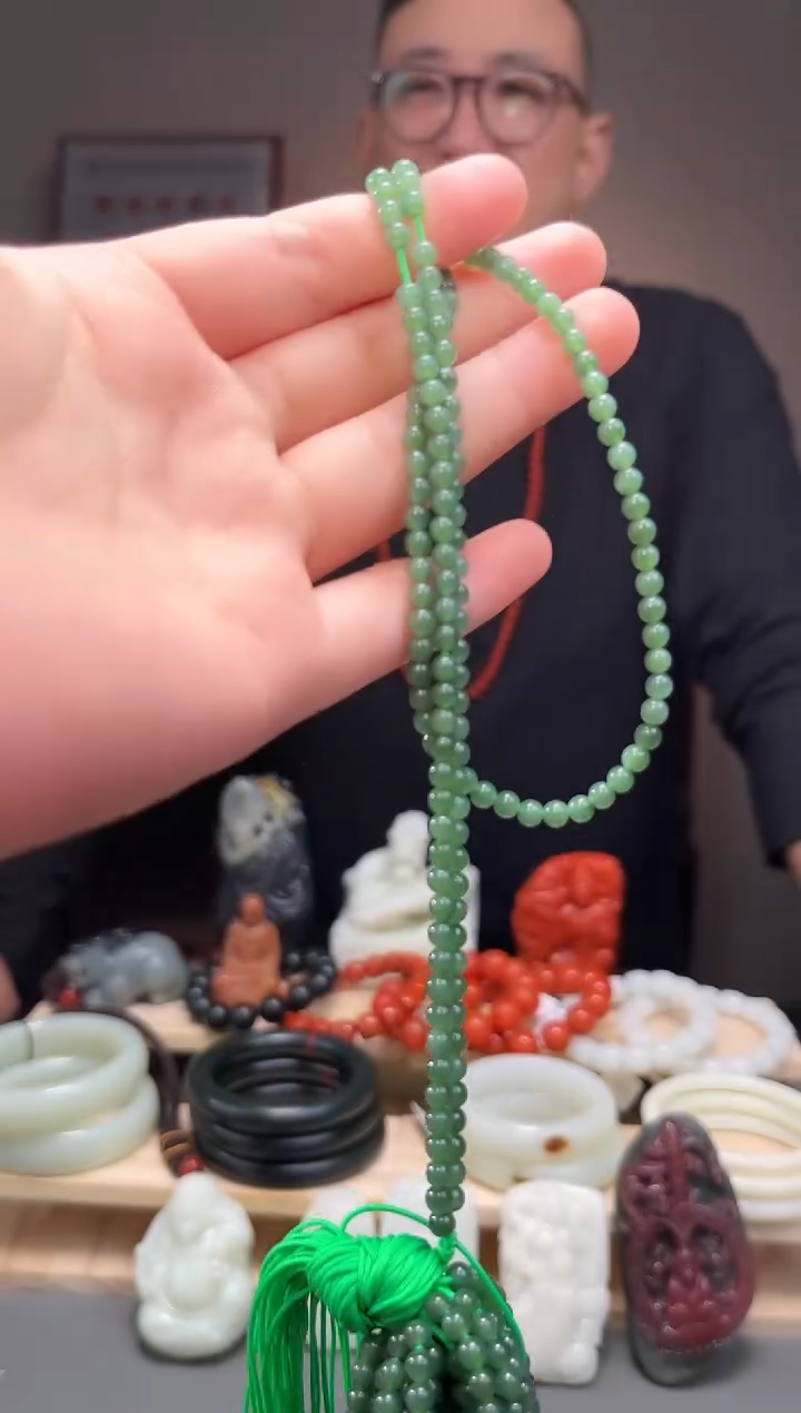 颈饰未镶嵌和田玉长链