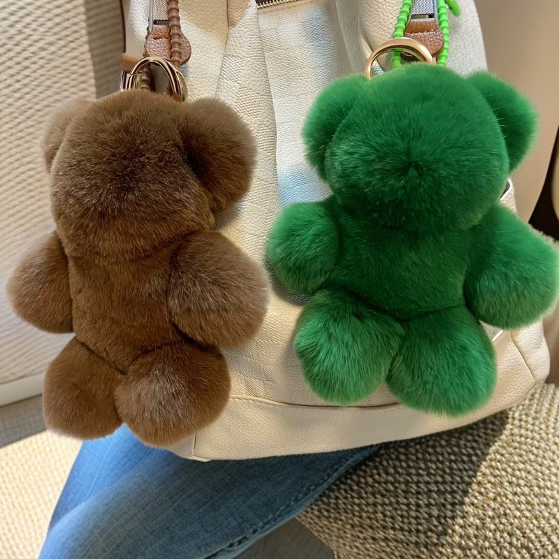 真獭兔毛小棕熊运动风包包挂件ins毛绒公仔玩偶书包挂饰礼物