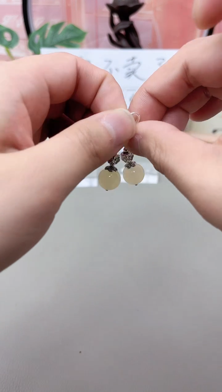 银S925镶嵌东陵石耳饰y312