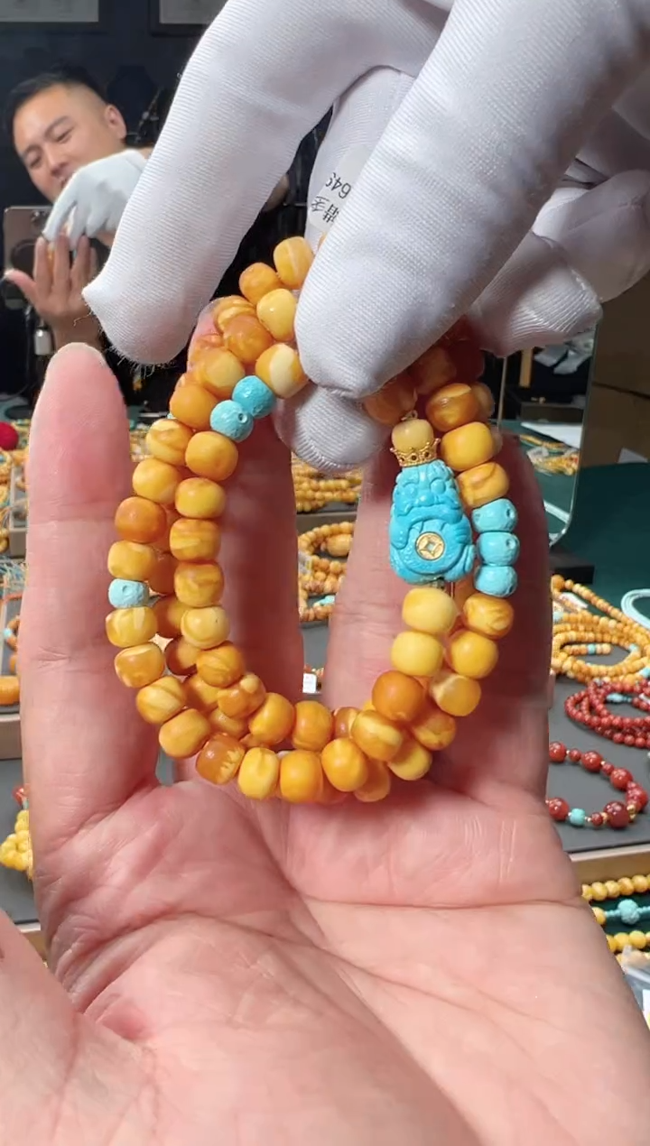 【闪购商品】琥珀裸石18K金镶嵌橘皮老型吞金兽设计款三圈-S26