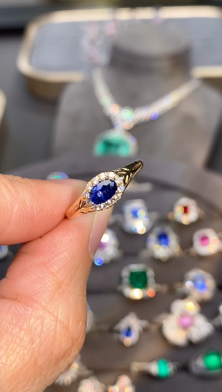 【闪购商品】蓝宝石戒指18K金镶嵌0.47ct/新年开工价