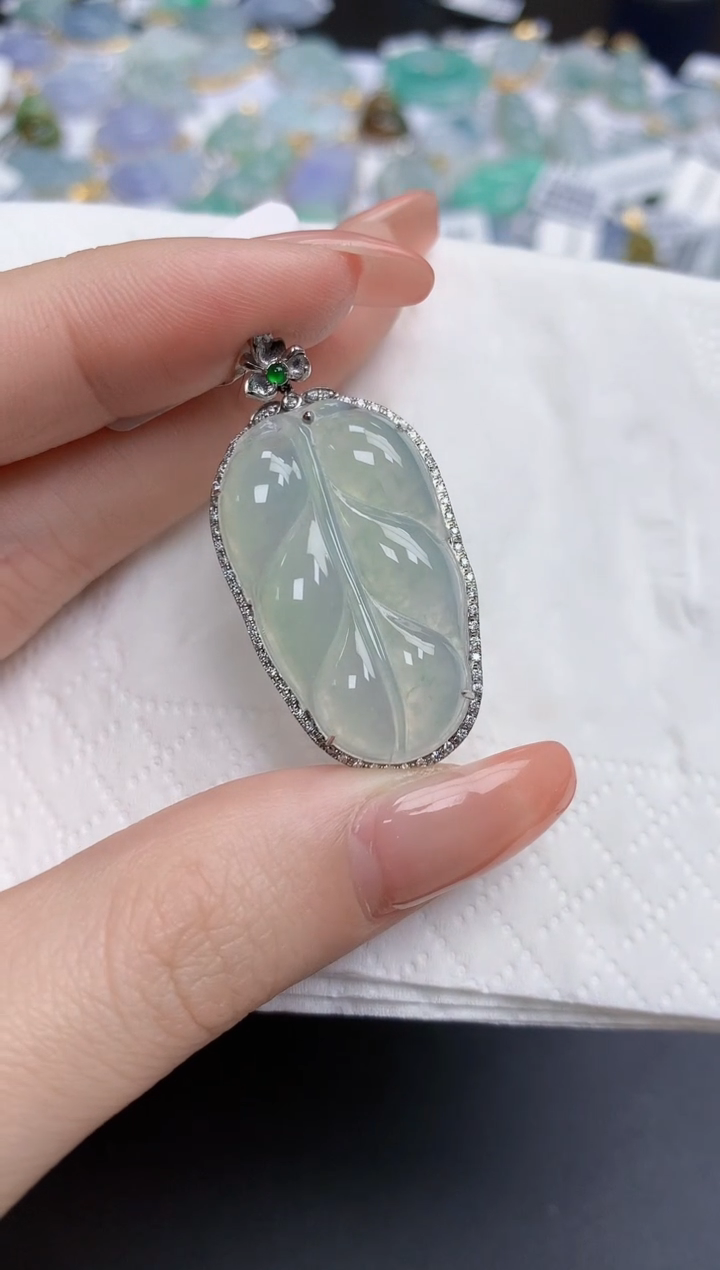 【闪购商品】翡翠颈饰18K金镶嵌天然缅甸翡翠A货