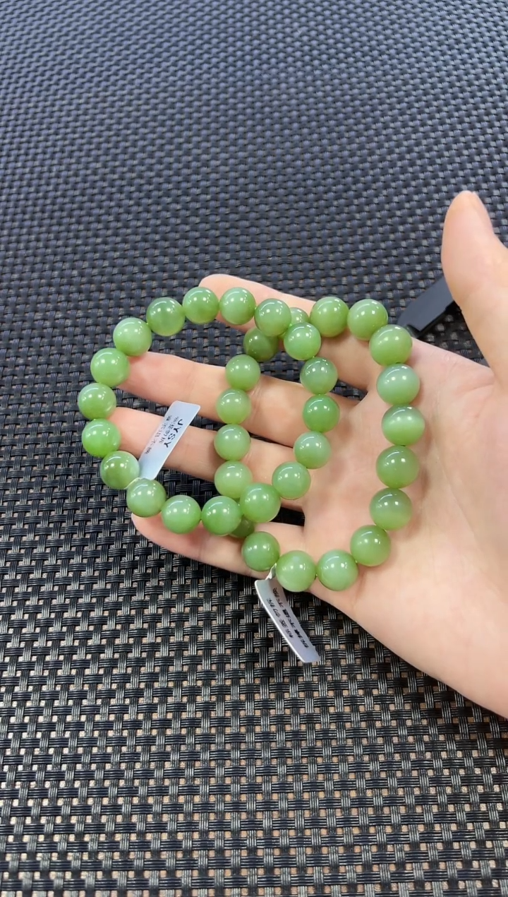 未镶嵌手串和田玉 约11mm+ （多样性发一件）407