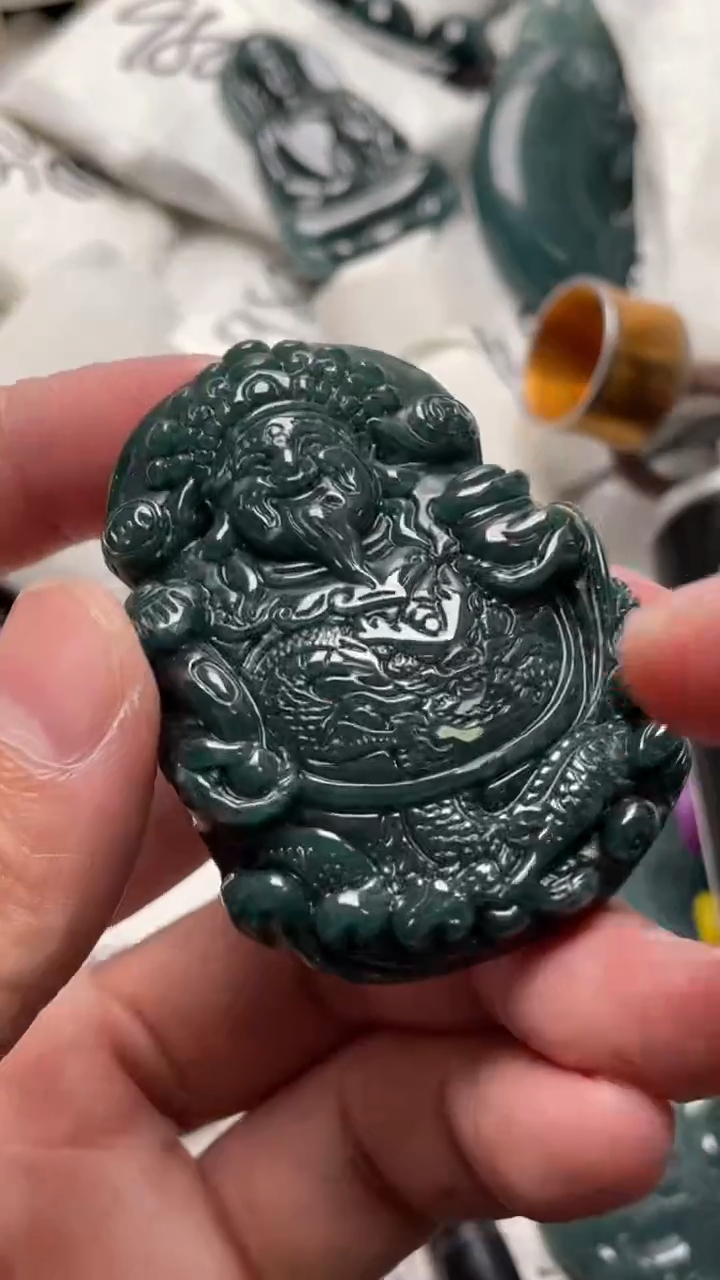 颈饰未镶嵌翡翠888