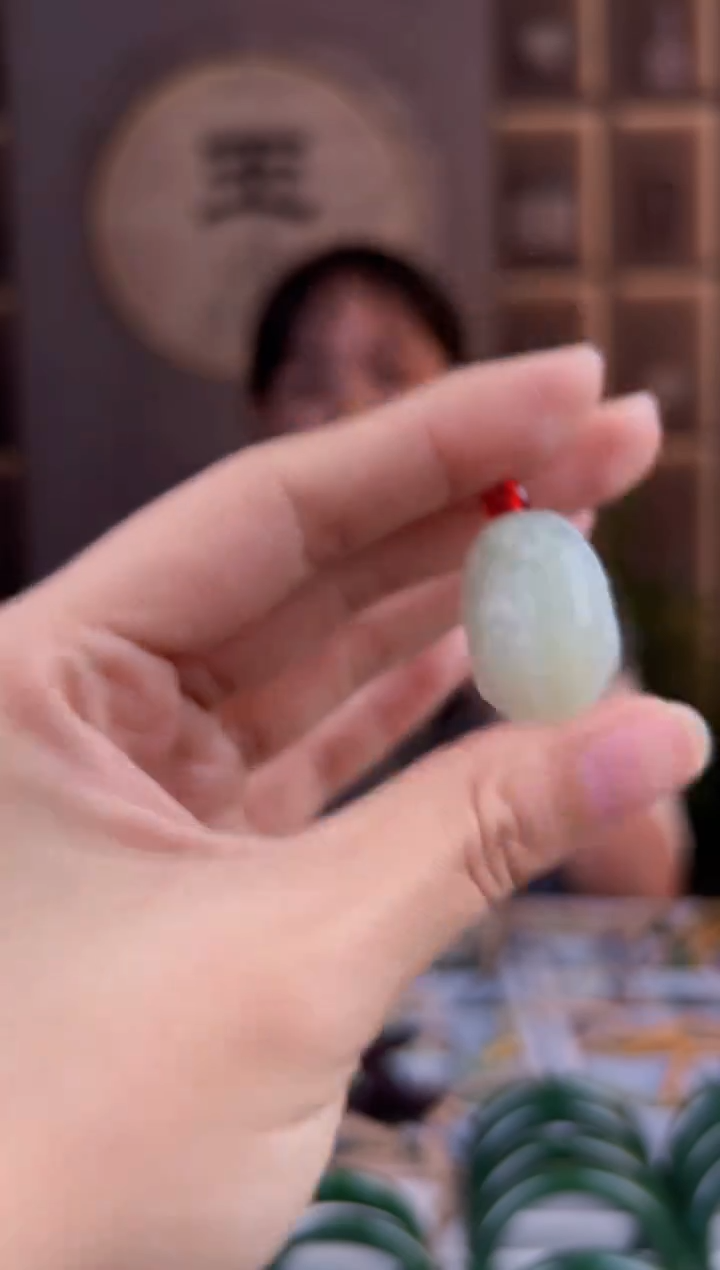 颈饰未镶嵌和田玉拍一发一，拍一发一