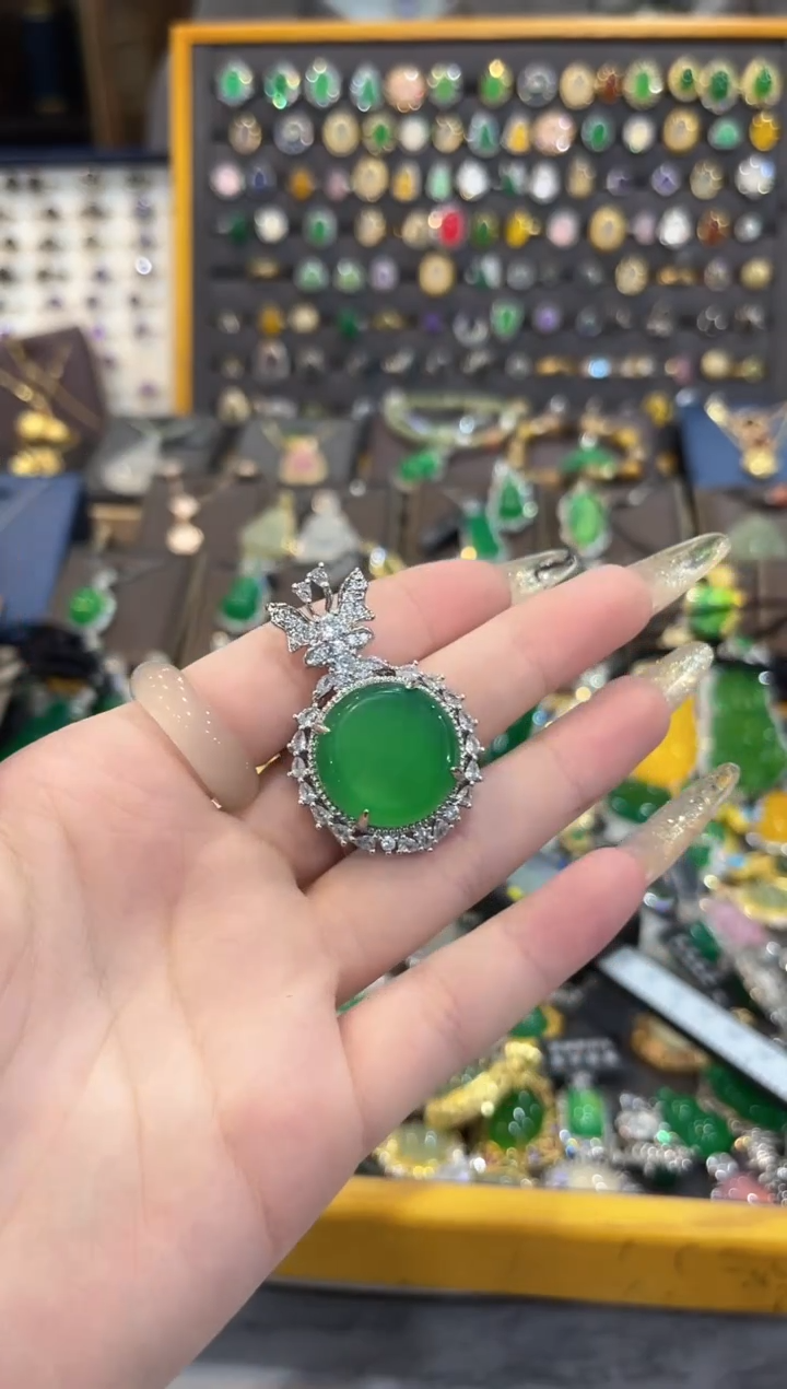 【闪购商品】玛瑙/玉髓未镶嵌颈饰1