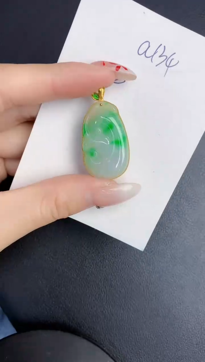 【闪购商品】翡翠颈饰18K金镶嵌000000000000