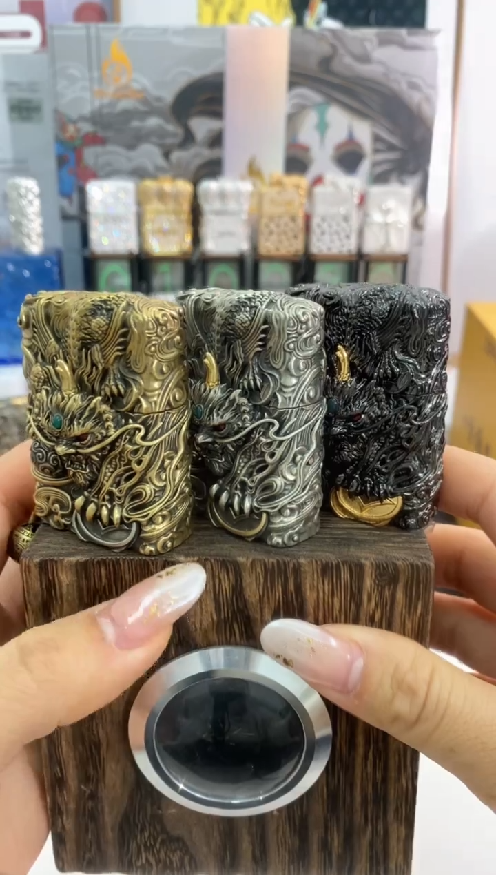铜ZIPPO【黑金/古银/古铜】灵动貔貅带木盒+油+火石一整套