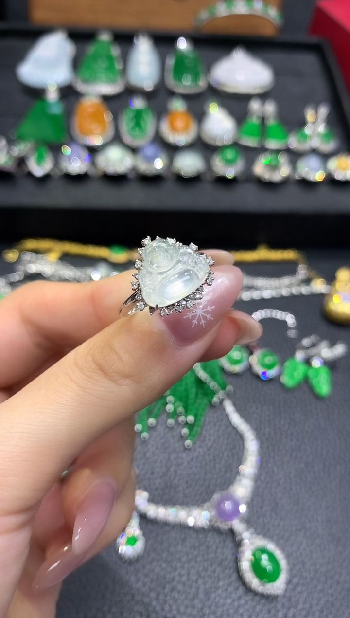 18K金镶嵌戒指翡翠7