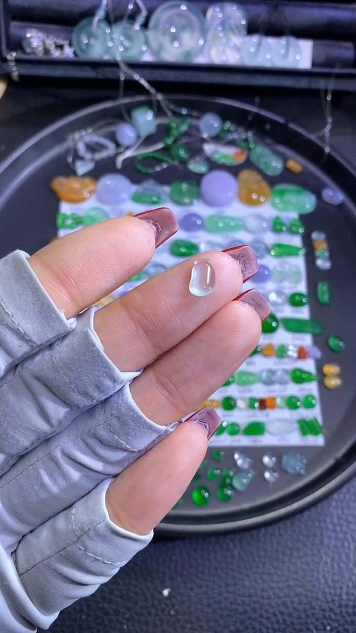 未镶嵌挂件翡翠瓜