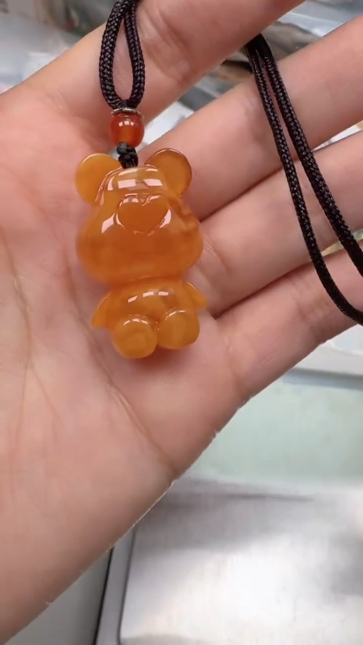 裸石琥珀未镶嵌如图