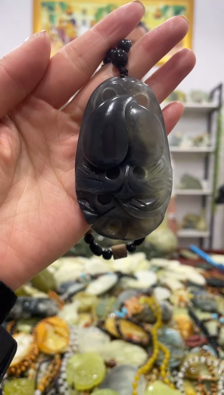 【闪购商品】岫玉手把件未镶嵌           