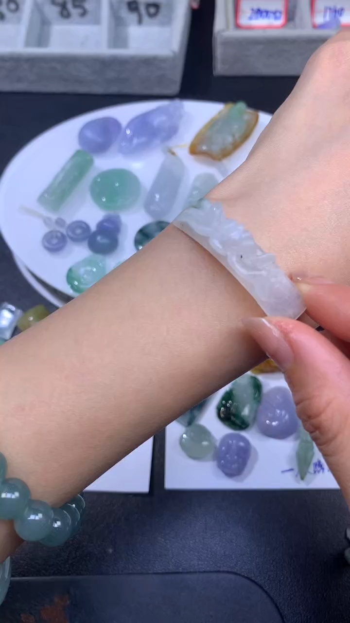 【闪购商品】定制翡翠未镶嵌翡翠