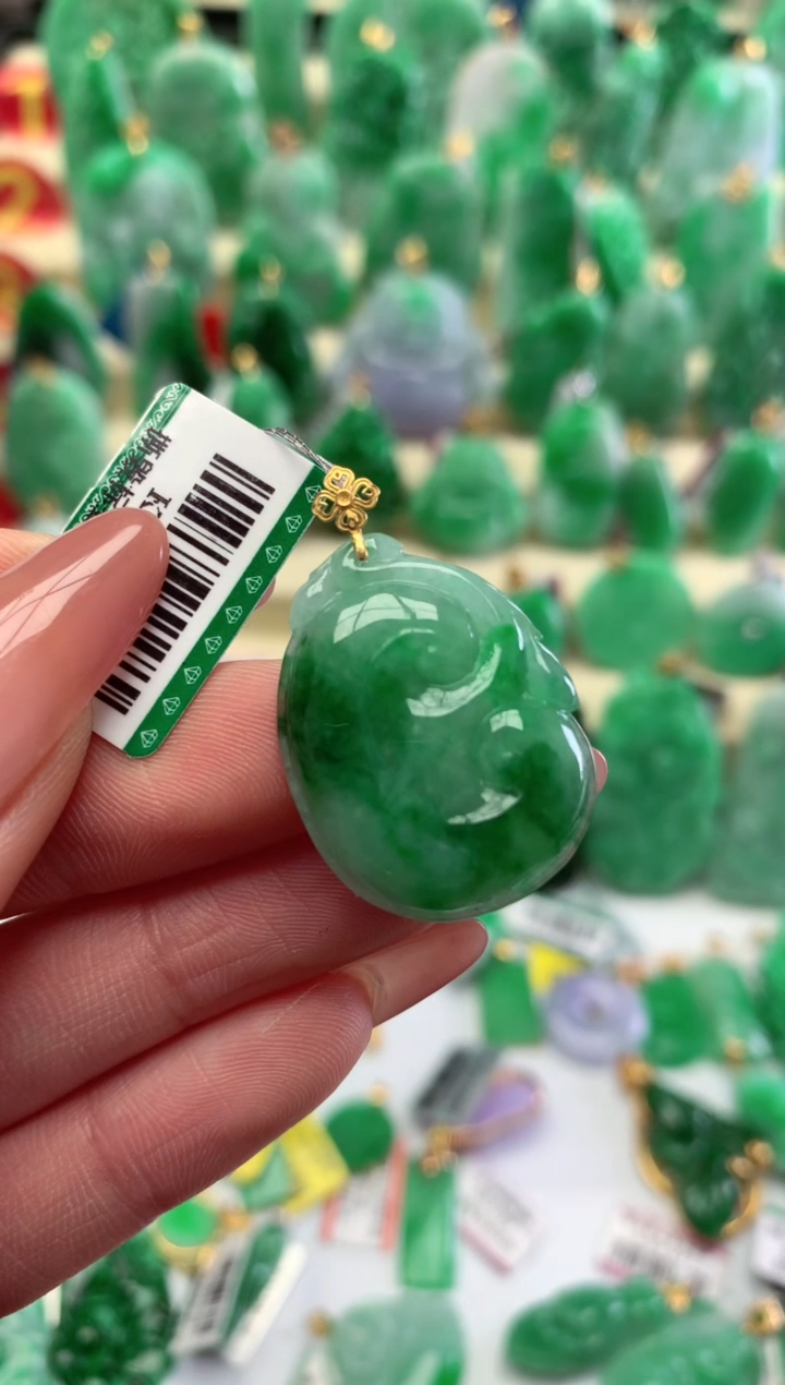 【闪购商品】翡翠颈饰18K金镶嵌挂件
