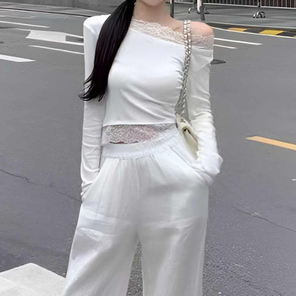纯欲风辣妹蕾丝拼接露肩T恤女春秋设计感修身显瘦内搭短款上衣
