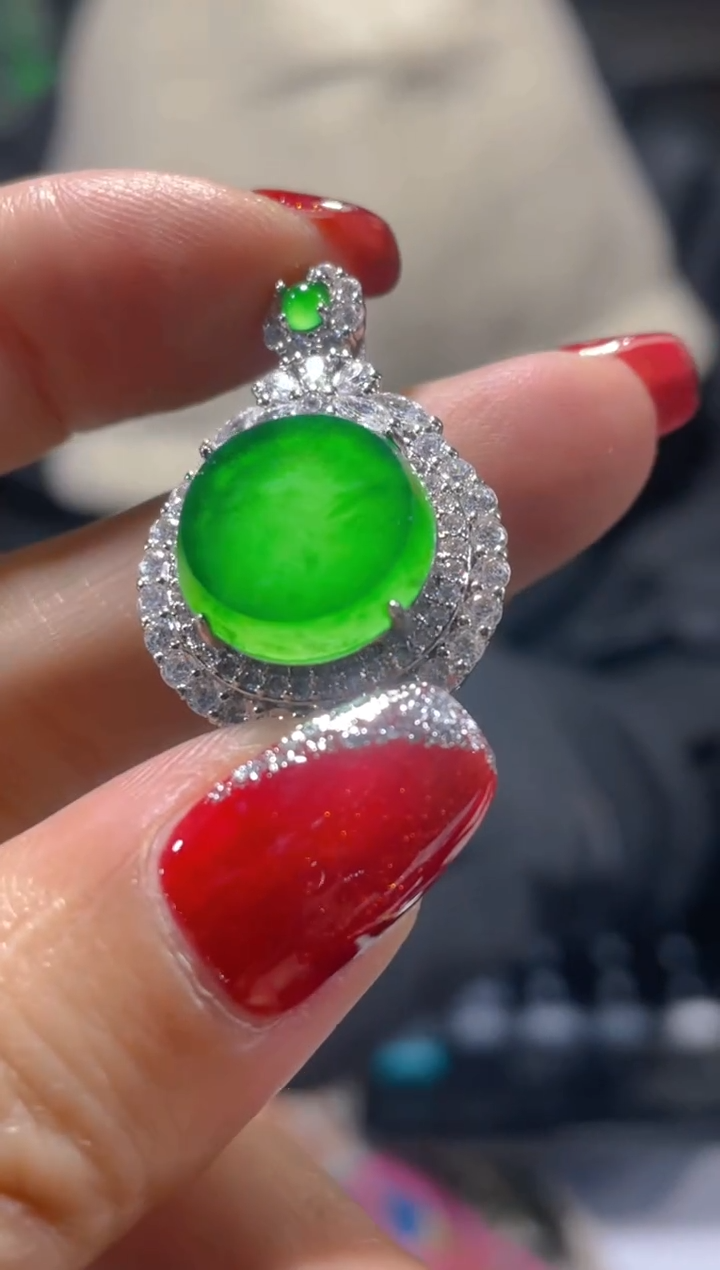 【闪购商品】定制翡翠未镶嵌8888888888