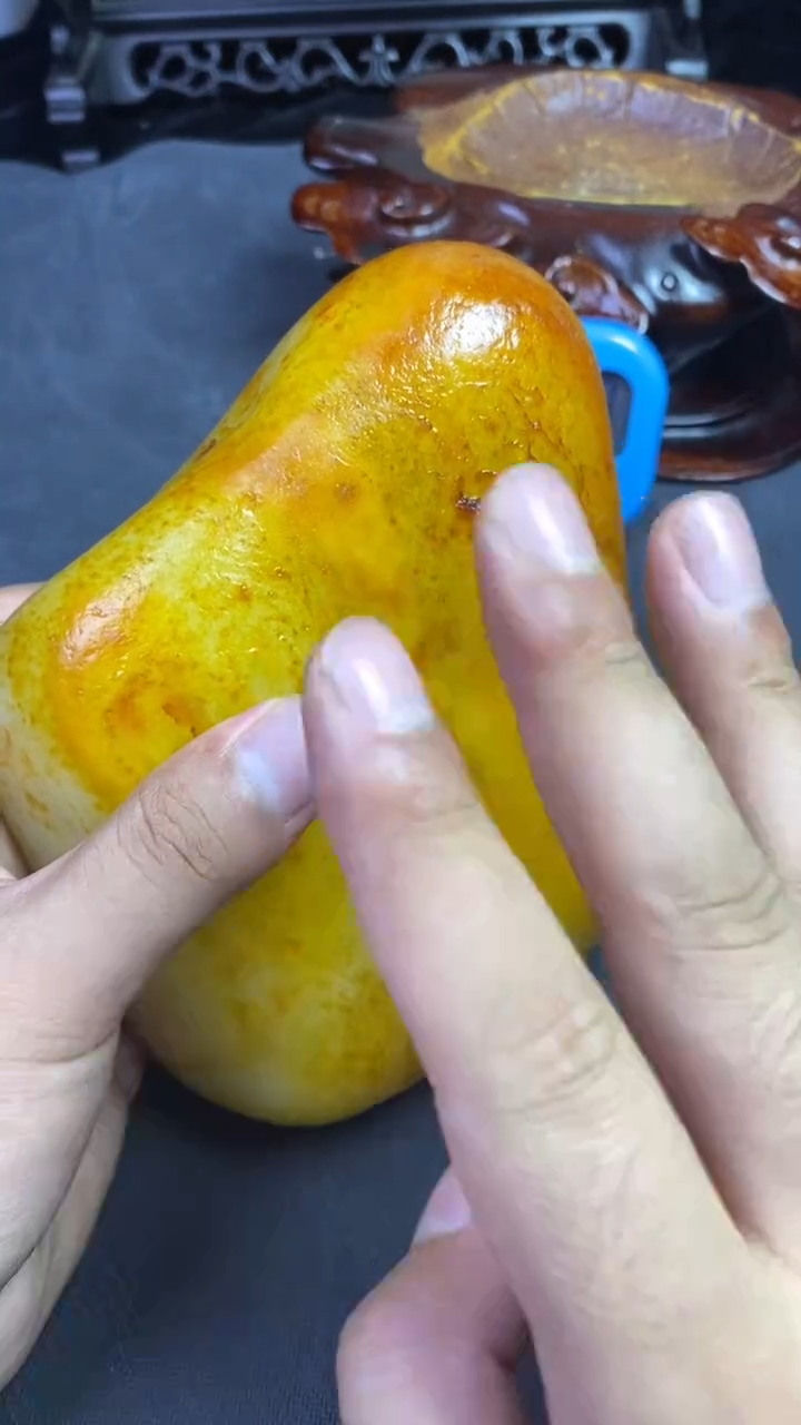 未镶嵌和田玉摆件步****.和田玉