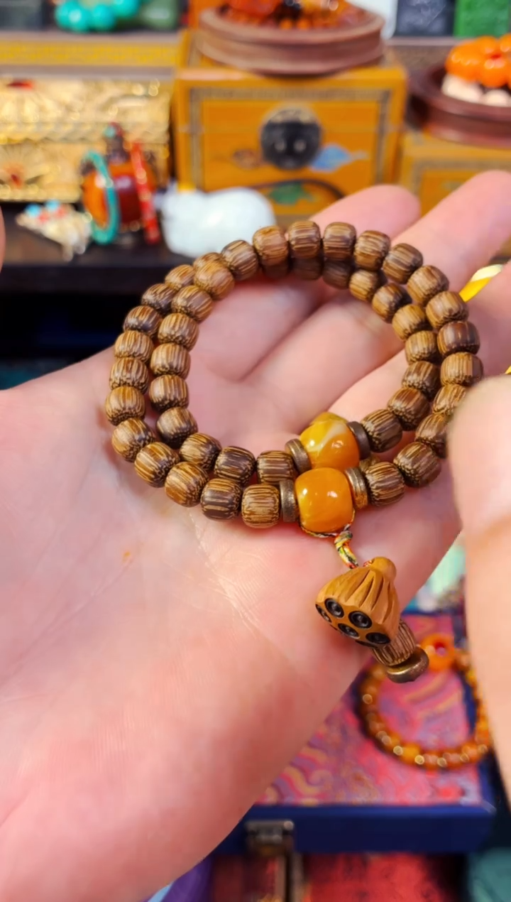 沉香碎屑沉香木精品精品精品精品