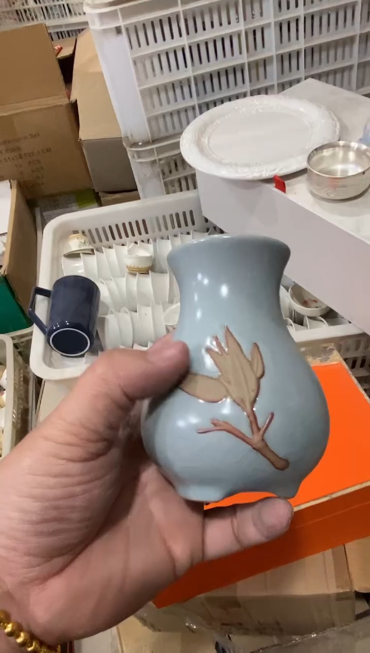 杯子瓷无运费险有瑕疵的摄影的产品有使用过的痕迹有点脏介意勿拍