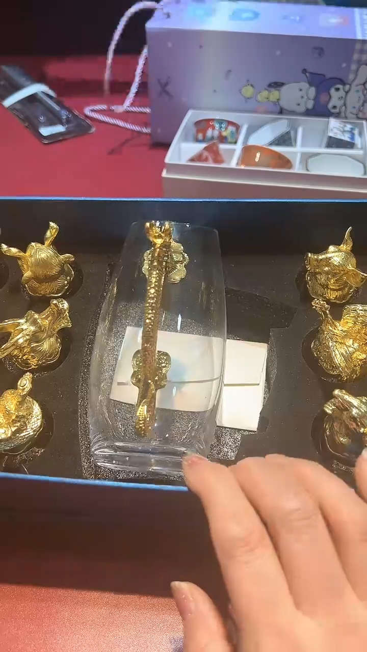 【闪购商品】瓷片锅碗瓢盆一件不剩