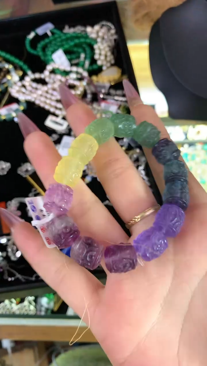 【闪购商品】瓷片楚楚中古珠宝甄选不退换