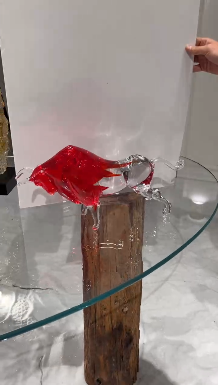 【闪购商品】摆件AJ03234红牛琉璃艺术摆件