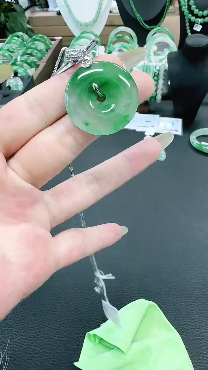 未镶嵌1石英质玉（非洲翠）/0469