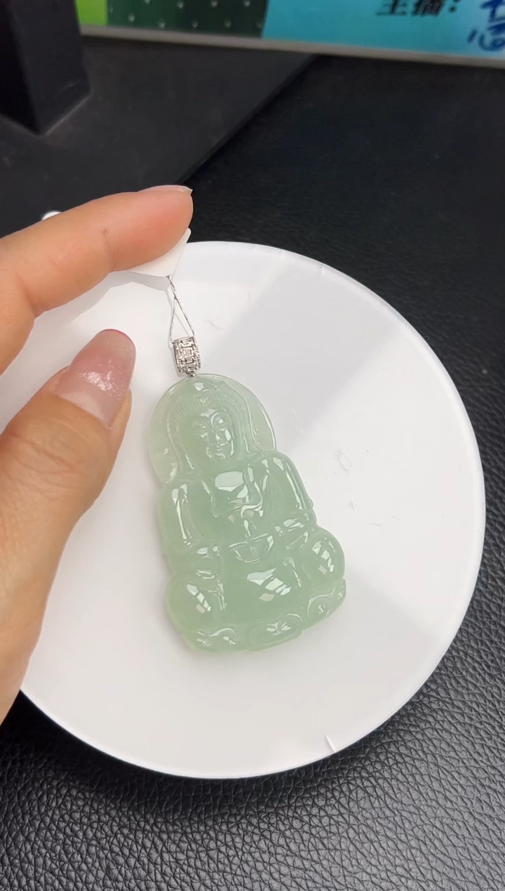 【闪购商品】翡翠颈饰18K金镶嵌YM795-10 观音